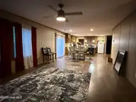 910 Mccaskill Drive, Kinston, NC 28501 — 4-bedroom manufactured home, Kinston, NC, photo 14 of 27: IMG_6167