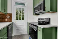 401 1/2 Dock Street, Wilmington, NC 28401 — 2-bedroom condo in Historic District, Wilmington, NC, photo 13 of 28