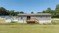 1118 Old Tar Landing Road, Jacksonville, NC 28540 — 3-bedroom manufactured home in New River Cove Community, Jacksonville, NC, photo 22 of 26: 1118 Old Tar Landing Road - Interiors -