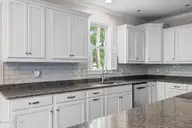 330 Crown Pointe Drive, Hampstead, NC 28443 — 4-bedroom waterfront home in Crown Pointe, Hampstead, NC, photo 23 of 51