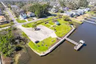 123 NE 15th Street, Oak Island, NC 28465 — 3-bedroom home in Tranquil Harbour Island, Oak Island, NC, photo 20 of 50