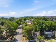 403 Queen Street, New Bern, NC 28560 — 2-bedroom home in New Bern Downtown Historic, New Bern, NC, photo 4 of 59: 4_dji_0446