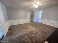 1015 Plymouth Drive, New Bern, NC 28562 — 3-bedroom home in Colony Estates, New Bern, NC, photo 5 of 16: Great room2