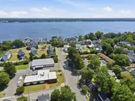 403 Queen Street, New Bern, NC 28560 — 2-bedroom home in New Bern Downtown Historic, New Bern, NC, photo 6 of 59: 6_dji_0452