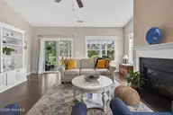 421 Island End Court, Wilmington, NC 28412 — 4-bedroom home in Willow Glen, Wilmington, NC, photo 17 of 45