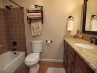 25 Firestone Lane, Pinehurst, NC 28374 — 3-bedroom home in Unit 1, Pinehurst, NC, photo 13 of 23: 2nd Full Bathroom