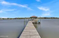 725 Chadwick Shores Drive, Sneads Ferry, NC 28460 — 3-bedroom waterfront home in Chadwick Shores, Sneads Ferry, NC, photo 23 of 66