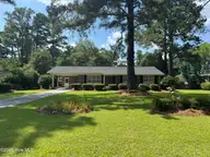 136 Brown Maultsby Road, Whiteville, NC 28472 — 3-bedroom home in Country Club Estates, Whiteville, NC, photo 3 of 25: IMG_9124
