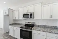 288 Water Wagon Trail, Jacksonville, NC 28546 — 4-bedroom home in Stateside, Jacksonville, NC, photo 15 of 39: DSC07554