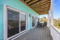 135 Jade Street, Beaufort, NC 28516 — 3-bedroom waterfront home in Jade Point, Beaufort, NC, photo 17 of 59: 13-web-or-mls-135 Jade St 013