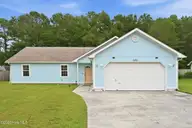 121 Daphne Drive, Hubert, NC 28539 — 3-bedroom home in Foxlair, Hubert, NC, photo 1 of 53