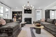 8924 Peplow Place, Wilmington, NC 28411 — 5-bedroom home in Scotts Hill Village, Wilmington, NC, photo 8 of 15