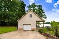 4904 Pebble Beach Circle N, Wilson, NC 27896 — 4-bedroom home in Country Club Colony, Wilson, NC, photo 5 of 37: 05-4904 Pebble Beach Cir-5
