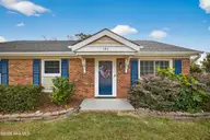 141 Southwold Drive, Wilmington, NC 28409 — 3-bedroom home in Waterford Place, Wilmington, NC, photo 4 of 37: 141SouthwoldDrive-5