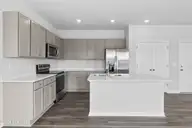 614 S Squires Run Lane, Richlands, NC 28574 — 3-bedroom home in Squires Run Village, Richlands, NC, photo 11 of 50: Kitchen