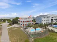 100 9th Street, Emerald Isle, NC 28594 — 6-bedroom waterfront home in Emerald Isle By The Sea, Emerald Isle, NC, photo 7 of 64: Ocean Side