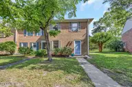 4918 Seabrook Court, Wilmington, NC 28403 — 2-bedroom townhome in Stones Throw, Wilmington, NC, photo 3 of 32: 001_img_1322_665