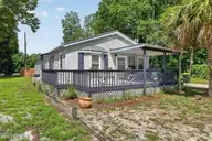 1742 Hideaway Road SW, Ocean Isle Beach, NC 28469 — 3-bedroom manufactured home, Ocean Isle Beach, NC, photo 3 of 34