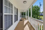 307 Shipmans Pike, Jacksonville, NC 28546 — 3-bedroom manufactured home in Maynard Manor, Jacksonville, NC, photo 4 of 26