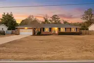 129 Tanbridge Road, Wilmington, NC 28405 — 4-bedroom home in Windemere, Wilmington, NC, photo 2 of 42: IMG_2167