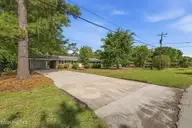 3316 Chalmers Drive, Wilmington, NC 28409 — 3-bedroom home in Pine Valley Estates, Wilmington, NC, photo 4 of 57: 2-web-or-mls-GI - 3316 Chalmers Dr - Lis