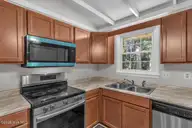 410 Cedar Creek Drive, Jacksonville, NC 28540 — 2-bedroom townhome in Cedar Creek, Jacksonville, NC, photo 14 of 31