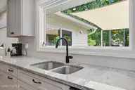 2005 Horse Shoe Bend, Trent Woods, NC 28562 — 3-bedroom home in Fox Hollow, Trent Woods, NC, photo 6 of 44: Kitchen