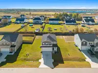 511 Sandy Hollow Drive, Jacksonville, NC 28540 — 4-bedroom home in Sandy Hollow, Jacksonville, NC, photo 9 of 52: JAC-SandyHollow-Givens-511 SandHollowDr-