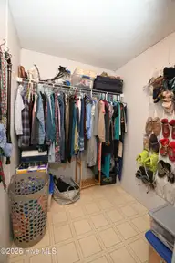 907 Palmer Drive, Carolina Shores, NC 28467 — 3-bedroom manufactured home in Village At Calabash, Carolina Shores, NC, photo 16 of 26: Owners Closet