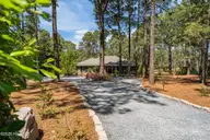 28 Lasswade Drive, Pinehurst, NC 28374 — 3-bedroom home in Pinewild CC, Pinehurst, NC, photo 4 of 53: 55-web-or-mls-DSC01195