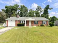 200 Royal Drive, Jacksonville, NC 28546 — 3-bedroom home in Regalwoods, Jacksonville, NC, photo 1 of 55