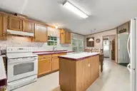 42 Warwick Court, Hampstead, NC 28443 — 3-bedroom manufactured home in Groves Point, Hampstead, NC, photo 10 of 55: 17-web-or-mls-DSC01179