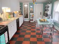 428 E 2nd Street, Washington, NC 27889 — 4-bedroom home in Historic District, Washington, NC, photo 15 of 27: kitchen 2
