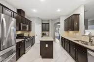 319 Palisades Way, New Bern, NC 28560 — 5-bedroom home in Lynnwood Highlands, New Bern, NC, photo 24 of 65: Kitchen