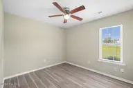 204 Wanda Drive, Pikeville, NC 27863 — 3-bedroom home in Sparrow Point, Pikeville, NC, photo 17 of 30: 29-204 Wanda Dr-29