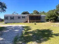 204 Diamond City Drive, Harkers Island, NC 28531 — 2-bedroom manufactured home in Earl Davis, Harkers Island, NC, photo 1 of 13: Front exterior
