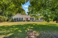 1107 Pine Grove Drive, Wilmington, NC 28409 — 4-bedroom home in Florence Montford, Wilmington, NC, photo 2 of 28
