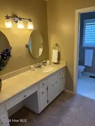 2422 Tram Road, New Bern, NC 28562 — 3-bedroom home in Olde Towne, New Bern, NC, photo 21 of 24: Hall Bath