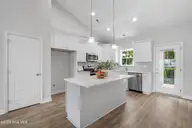 308 Creeks Edge Drive, Pikeville, NC 27863 — 4-bedroom home in Creeks Edge, Pikeville, NC, photo 19 of 40: 33-308 Creeks Edge Dr-33