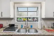 1300 Smith Bay Circle E, Wilmington, NC 28405 — 3-bedroom home in Eastwood Village, Wilmington, NC, photo 14 of 57: 1300SmithBayCirE - 30