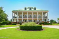233 Cumberland Street, Newport, NC 28570 — 3-bedroom home in Cannonsgate, Newport, NC, photo 14 of 17: Neighborhood Clubhouse