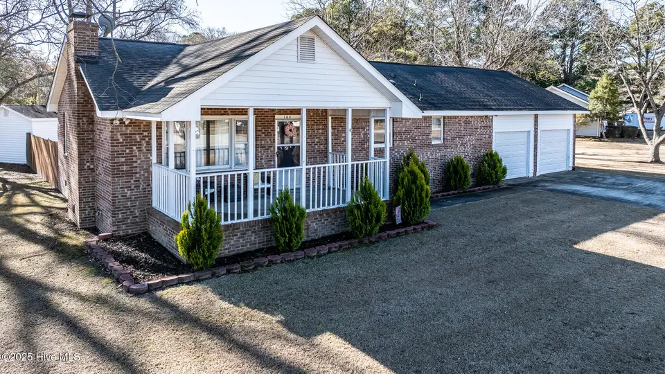 100 Wanda Drive, Pikeville, NC 27863 — 3-bedroom home in Sparrow Point, Pikeville, NC, photo 1 of 34: 100-Front2