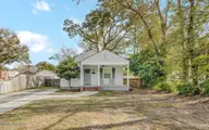 1933 Jackson Street, Wilmington, NC 28401 — 2-bedroom home in Sunset Park, Wilmington, NC, photo 2 of 27: 1933 Jackson St Front 2