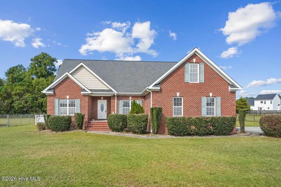1568 Dollard Town Road, Goldsboro, NC 27534 — 3-bedroom home in Stillwater Creek, Goldsboro, NC, photo 1 of 37: 1568 Dollard Town Rd-1