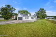 700 Covington Court, Hubert, NC 28539 — 3-bedroom home in Foxtrace, Hubert, NC, photo 2 of 42