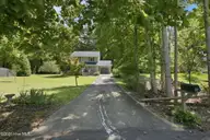 110 Bristol Lane, Havelock, NC 28532 — 3-bedroom home in Westbrooke, Havelock, NC, photo 7 of 41: Driveway