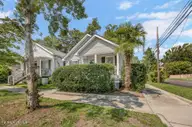 100 S 11th Street, Wilmington, NC 28401 — 2-bedroom home in Castle Dock, Wilmington, NC, photo 1 of 24
