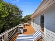 5415 Cedar Tree Lane, Emerald Isle, NC 28594 — 3-bedroom waterfront home in Emerald Isle By The Sea, Emerald Isle, NC, photo 6 of 57: 5415 Cedar Tree Lane