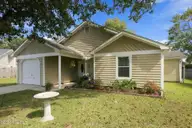 418 Red Fox Trail, Newport, NC 28570 — 3-bedroom home in White Sands, Newport, NC, photo 3 of 45: 3-web-or-mls-IMG_7475