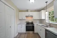 2595 Pine Knoll Drive, Kinston, NC 28504 — 3-bedroom home in Castle Oaks, Kinston, NC, photo 20 of 30: 20-2595 Pine Knoll Dr-20